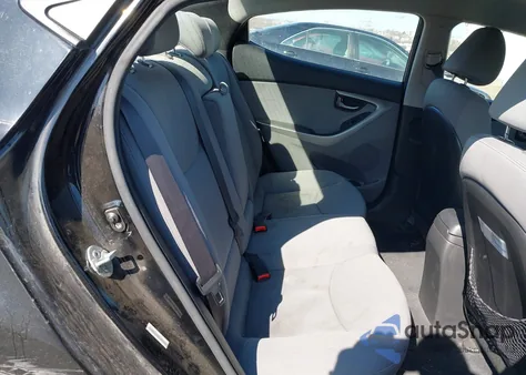 2013 Hyundai Elantra Gls z USA, uszkodzony, nr VIN KMHDH4AE9DU867838